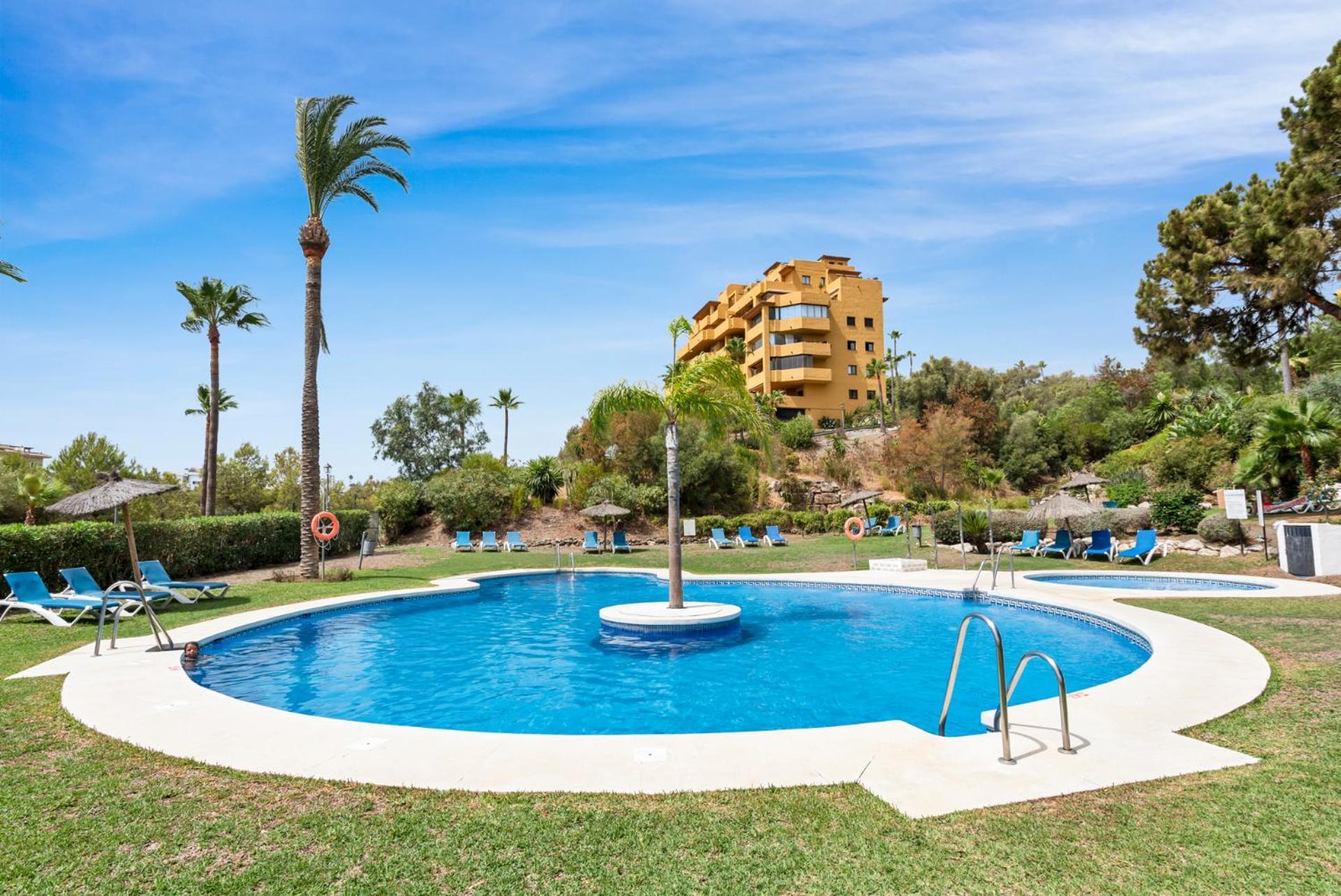 Sky And Sea Estepona Penthouse エクステリア 写真