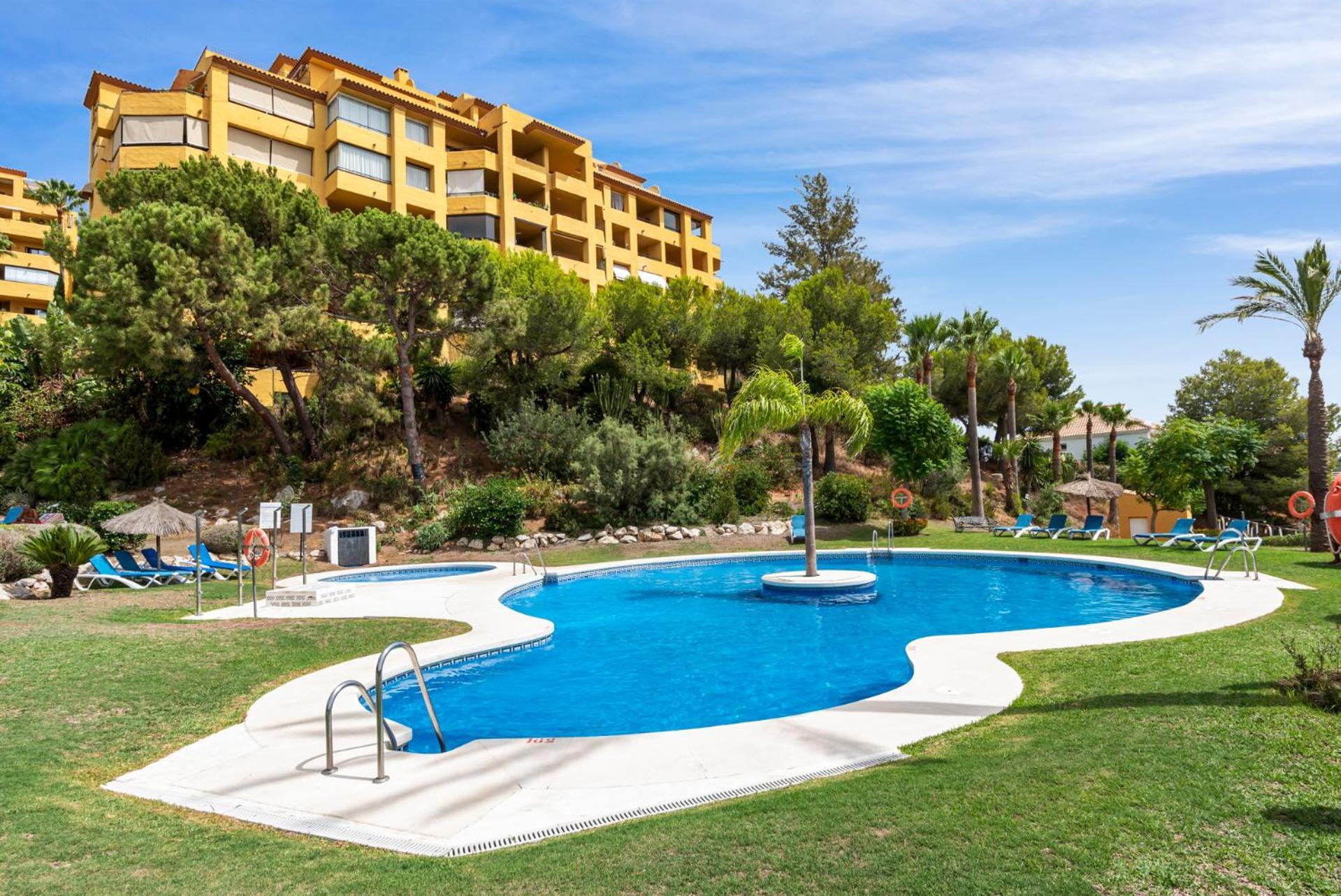 Sky And Sea Estepona Penthouse エクステリア 写真